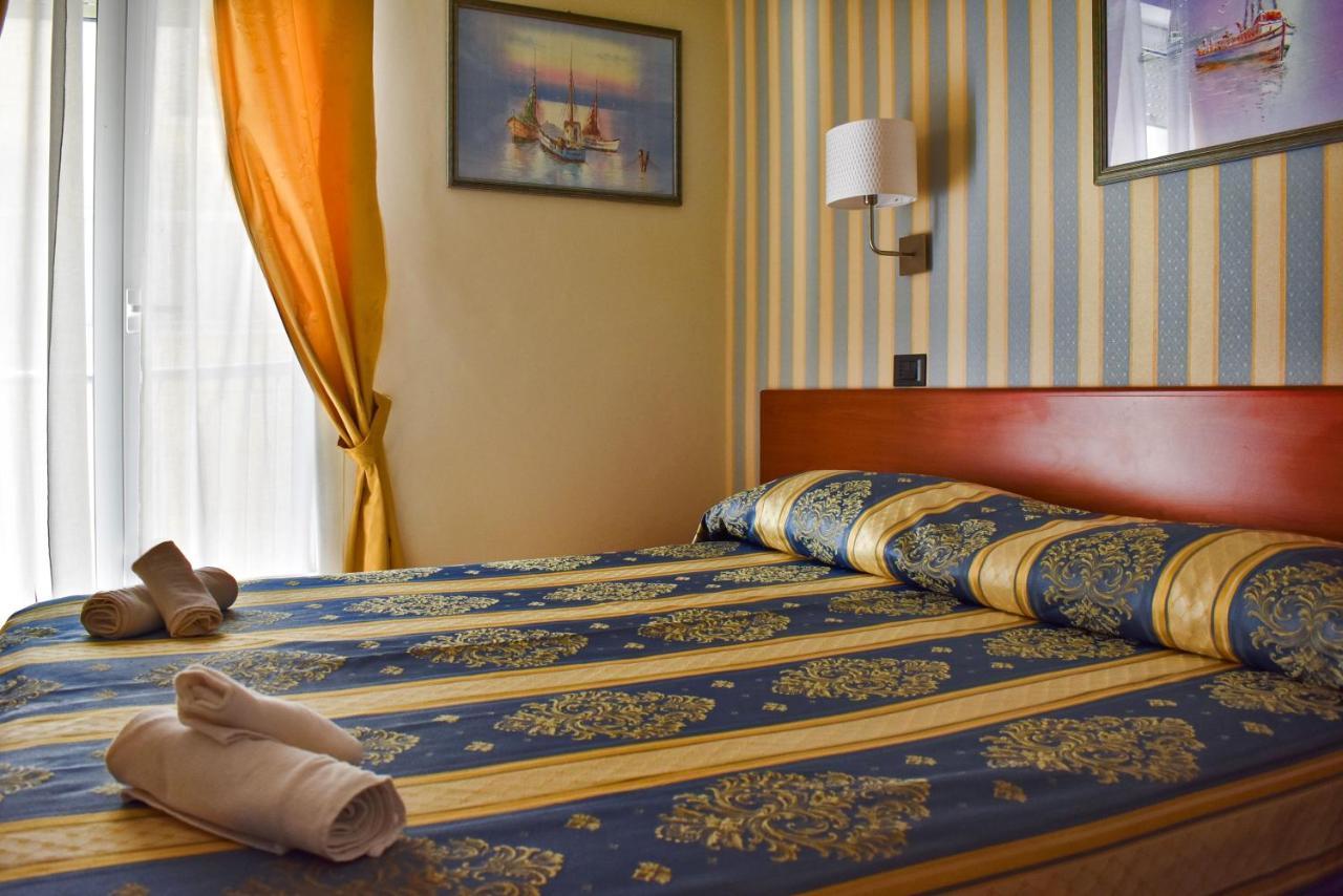 Hotel Dear ريميني المظهر الخارجي الصورة